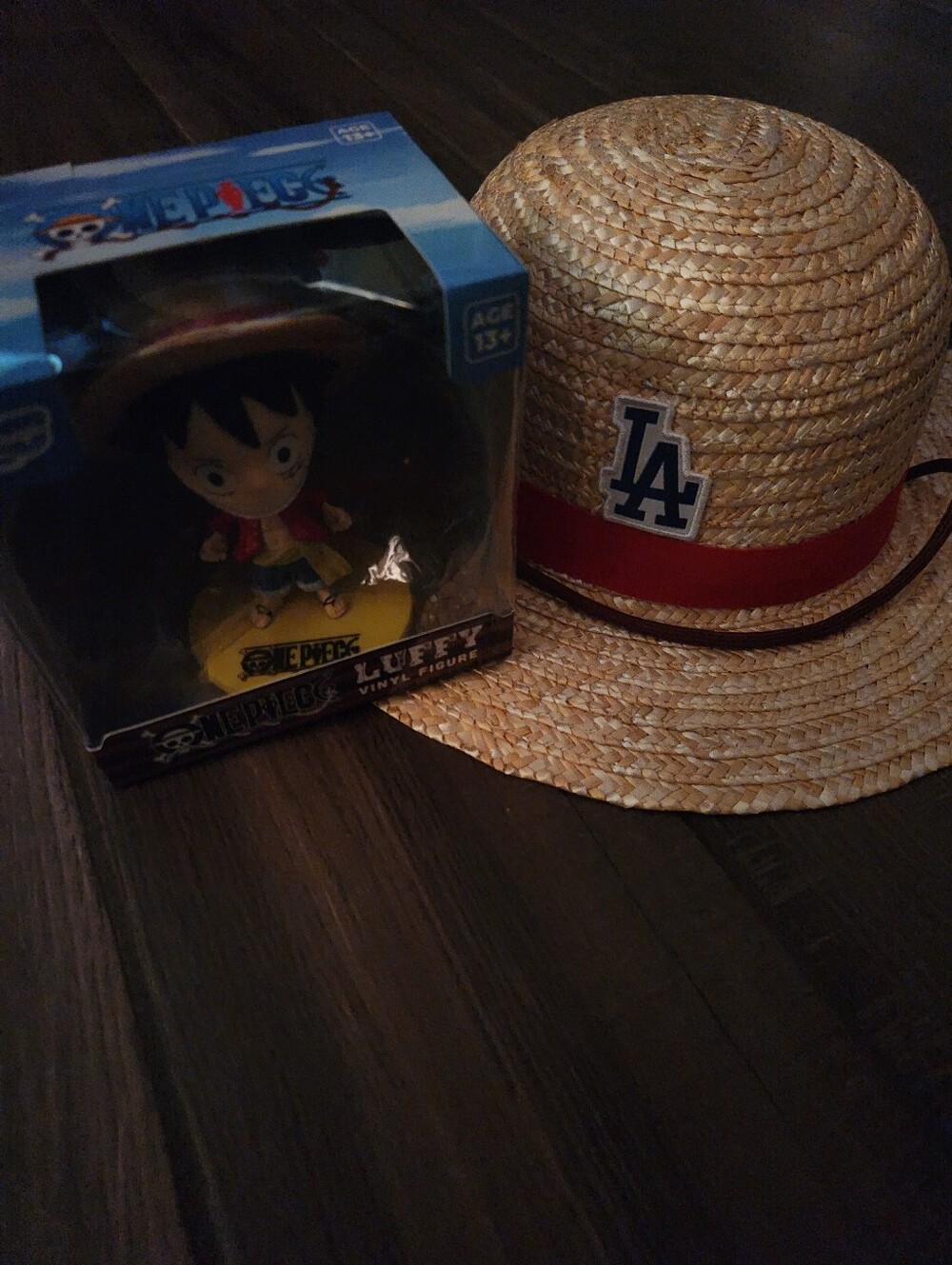 Dodgers One Piece Straw Hat with Red Band and Blue LA Patch - And Bonus Toy